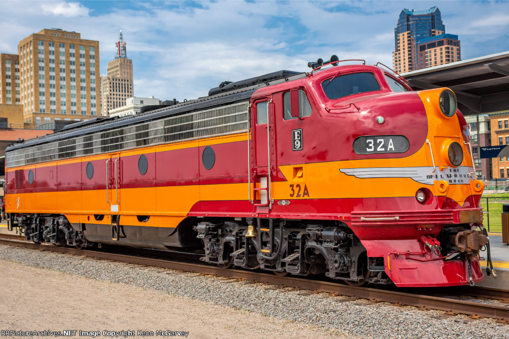 Milwaukee Road 32A